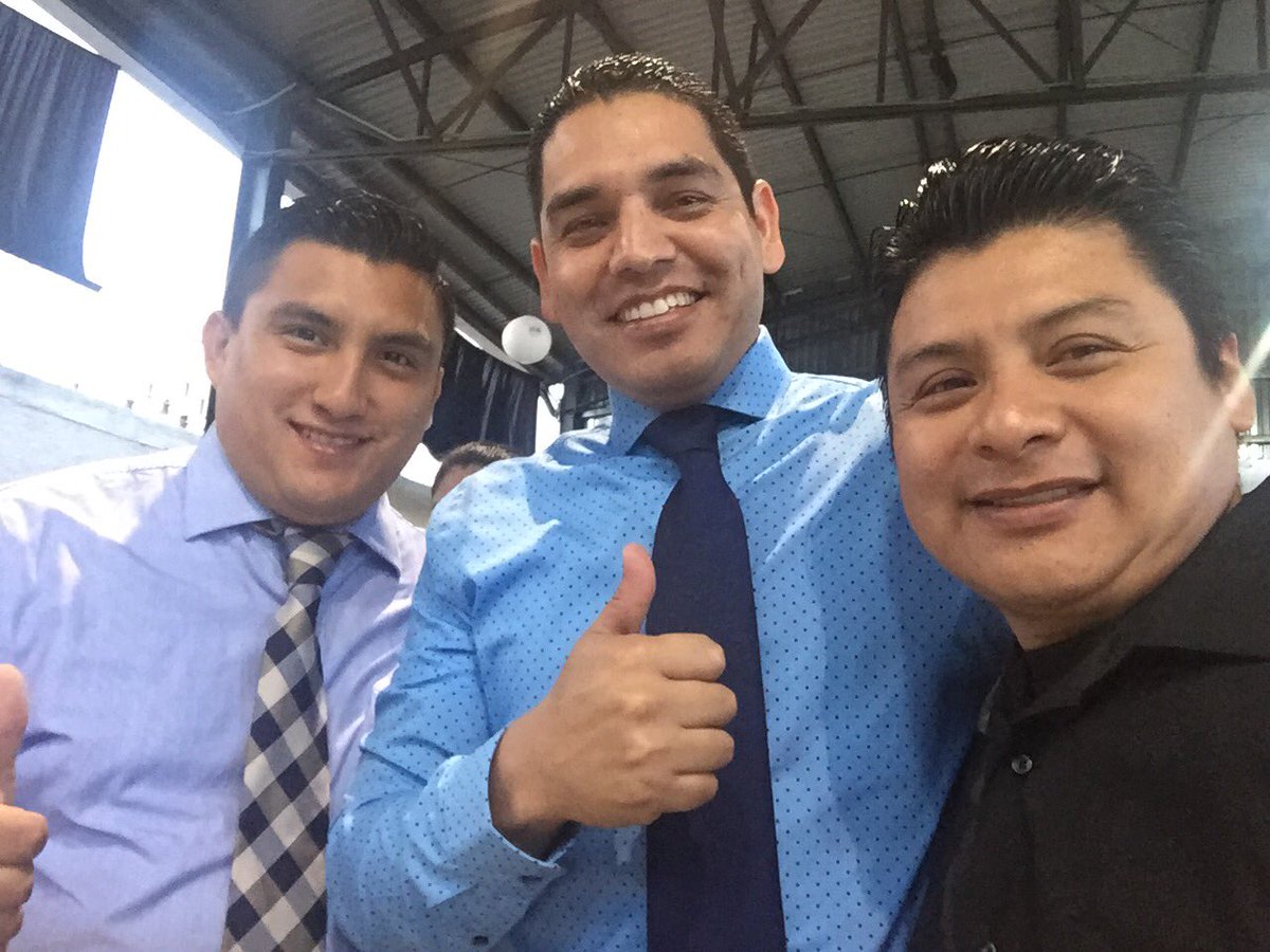 pastoradriand's tweet photo. #BuenosMomentos en #PDR2016 https://t.co/HQmtNbbqag