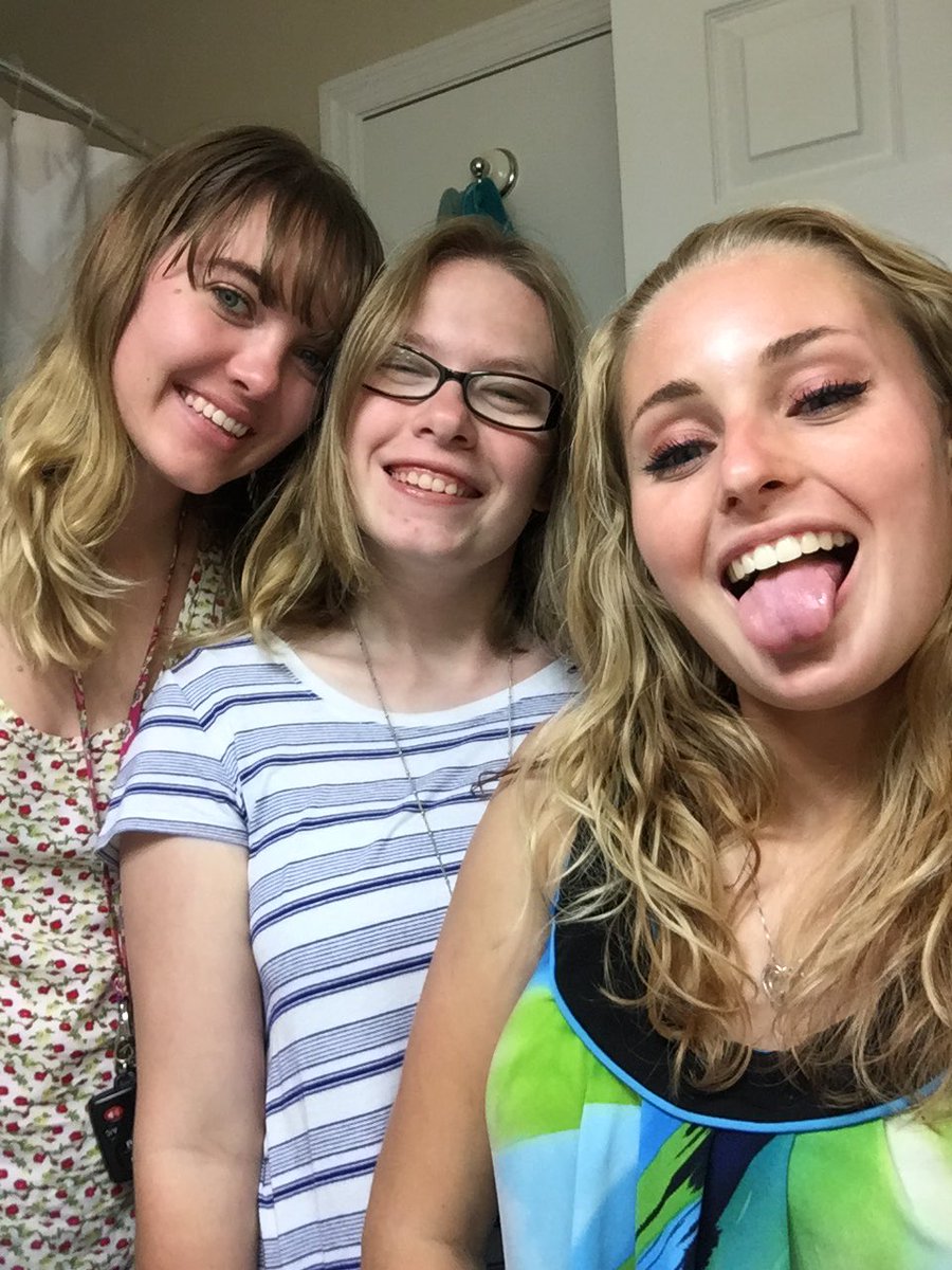 megwillbrand_'s tweet photo. Thank you guys for loving me. ❤️ @Sara13N #twitterlesssammy https://t.co/k3cH0sExK0