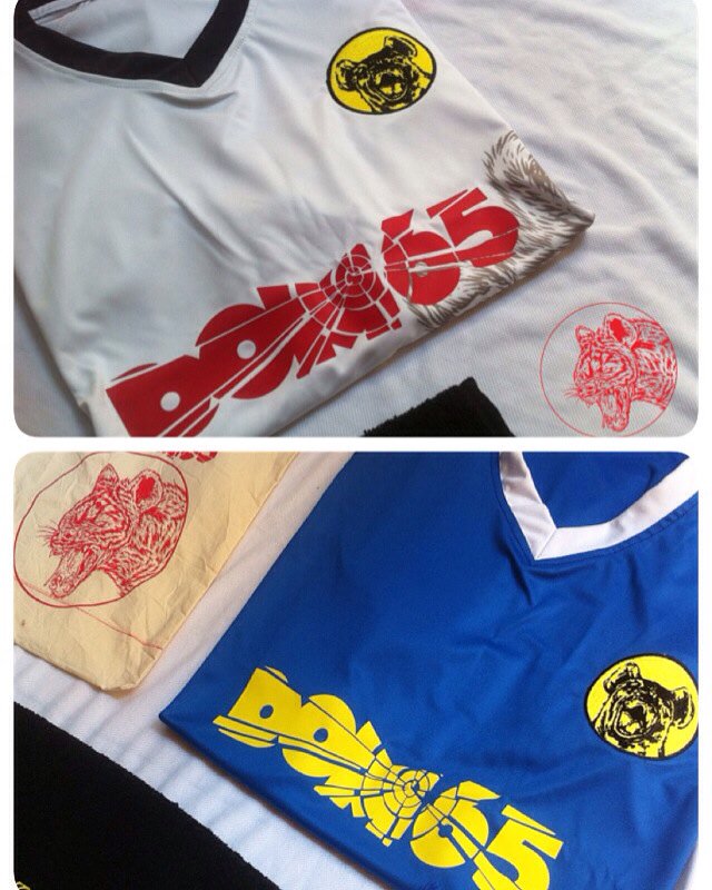 BAWAHSKOR_SHOP's tweet photo. Ada sisa nih size S (putih) dan size L dan XL #DOM65 https://t.co/EAHRzOod5D