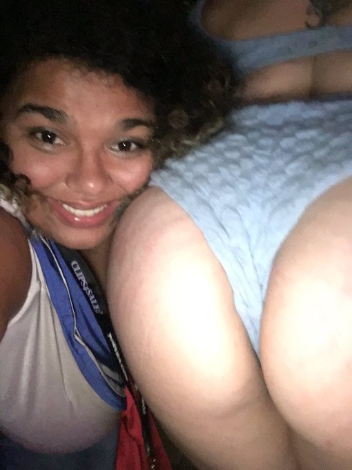 Bless. I am blessed to be near @CamilleBlackxxx ass https://t.co/YXoRGZHuDT<a class="tags" target="_blank" title="On Twitter" href="/?out=eyJ0eXAiOiJKV1QiLCJhbGciOiJIUzUxMiJ9.eyJpYXQiOjE3MjE1NzEwNzYsImlzcyI6InR3cG9ybnN0YXJzLmNvbSIsIm5iZiI6MTcyMTU3MTA3NiwiZXhwIjoxNzUzMTA3MDc2LCJyZWRpcmVjdF91cmwiOiJodHRwczovL3R3aXR0ZXIuY29tL0NhbWlsbGVCbGFja3h4eCJ9.fpovJH4IkZYFBBCPd396SJtd39Q8gUkqYVuYO7UhRR5cQgo-sateBVrsWCAeb9kskWZOtH002dQcvhZi0Q8eeA">@CamilleBlackxxx</a><a href="/tag/mvsales"class="tags"><span>#mvsales</span></a>