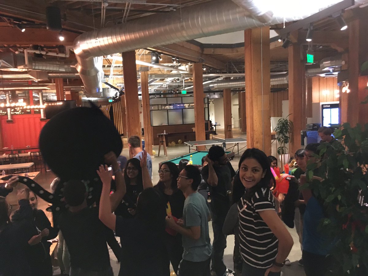 nick_tikhonov's tweet photo. . @RaevaKumar running evening entertainment :P #OSHack https://t.co/iOUw19hovG