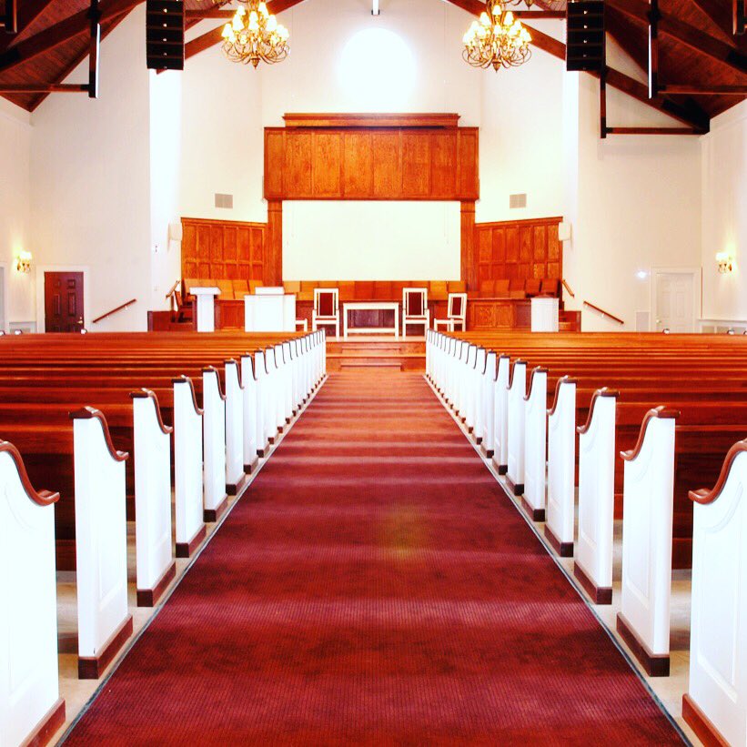 claflindream's tweet photo. #Claflin20 Meet us in The James and Dorothy Z. Elmore Chapel at 9:00 and 10:30 am for worship #cudream https://t.co/w0NbW6QvXG