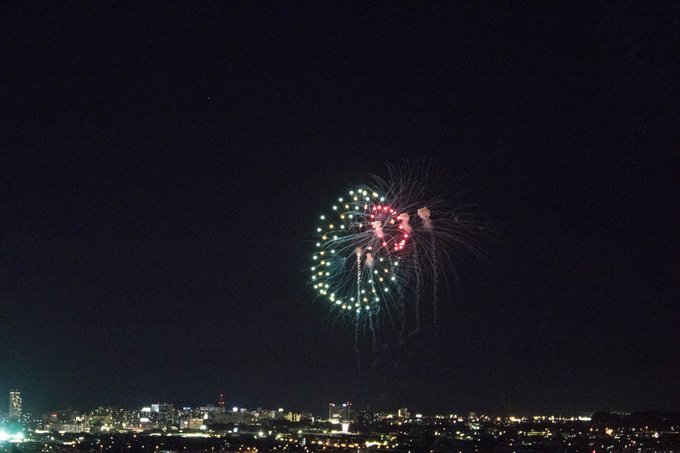 雄物川花火大会19年の穴場や混雑する時間は 駐車場や屋台 トイレ情報もあるよ Smile Diary