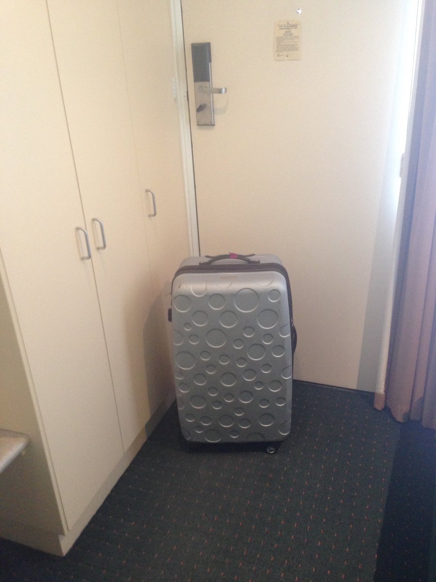 PreachthewordVB's tweet photo. Leaving in 18 hours to go home! #alreadypacked #goodbyeAustralia #hellofamily #helloCBC https://t.co/K1gI1IQJtY