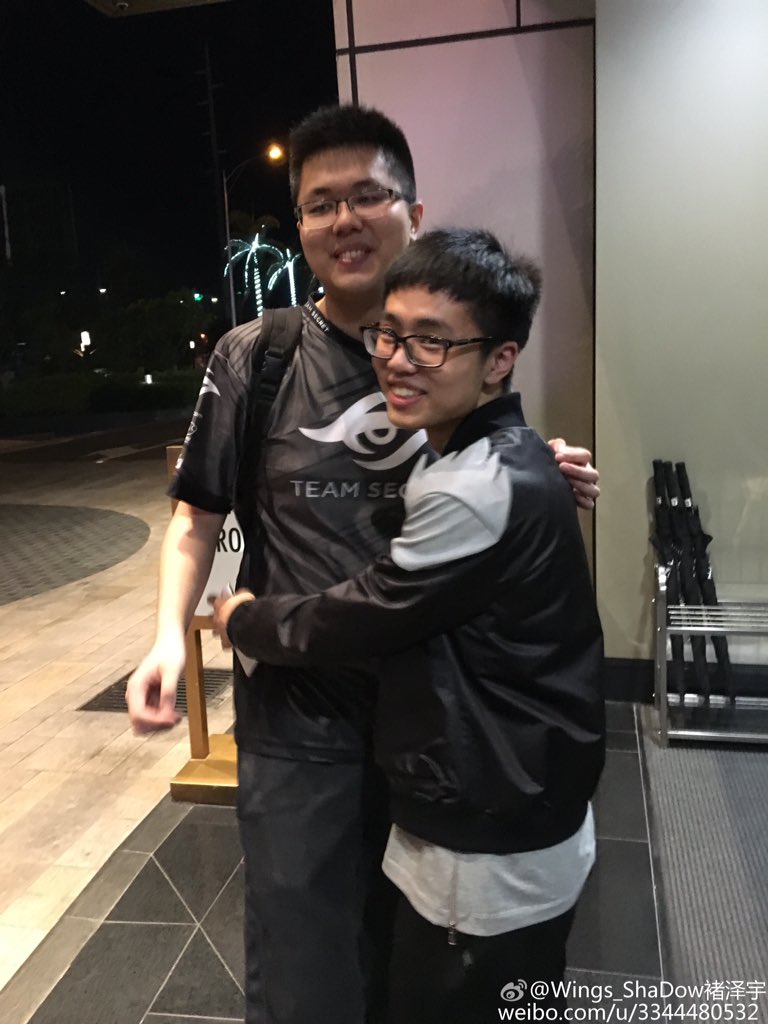 Cpyt5LSVIAEIYWw.jpg:large