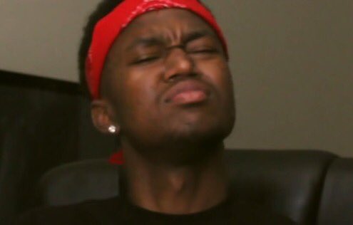 DonteMacc's tweet photo. When you're single asf and someone tries to tell you what you can and can't do https://t.co/simtHWtiWx