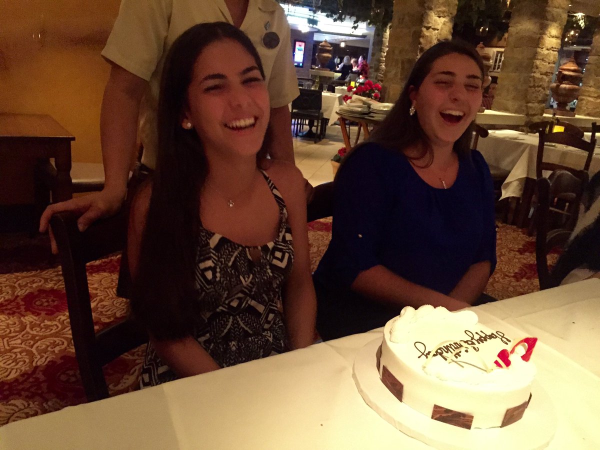 Cinthiaaa_x3's tweet photo. Happy Birthday to my BFF! I love you so much ๐๐๐ #alwaysagoodtimew/you #laughattacks https://t.co/MgmpSDWAN0