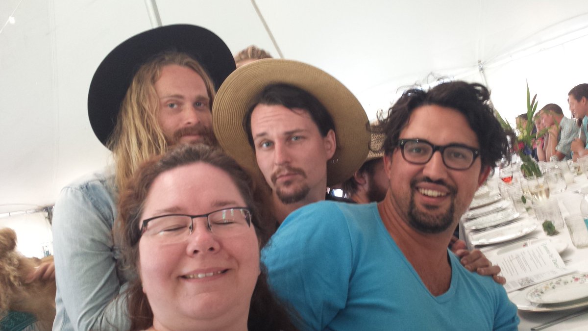 DishntheKitchen's tweet photo. Had dinner with these guys, then got to hear them sing sweet melodies @thefolkroadshow @Rootstockab #rootstock2016 https://t.co/djpCDwSQhe