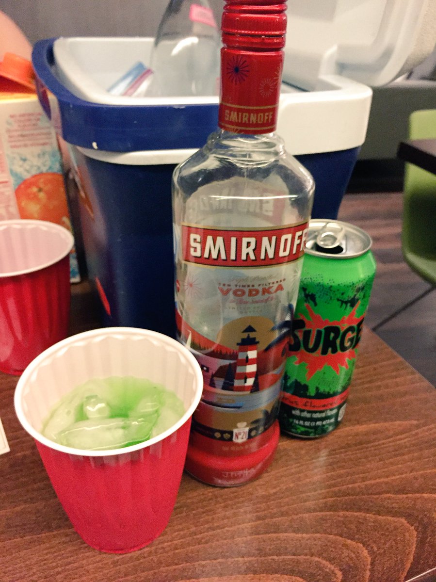 GrazCore's tweet photo. Bad choices made simple. #worstcomboever https://t.co/UsTQt6dkwJ