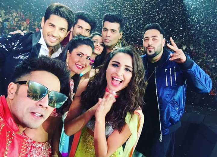 THDLIVE_IN's tweet image. @Varun_dvn @SidMUniverse @karanjohar @KatrinaKaifFB @ParineetiChopra @Its_Badshah  #DreamTeam  at #OracleCenter