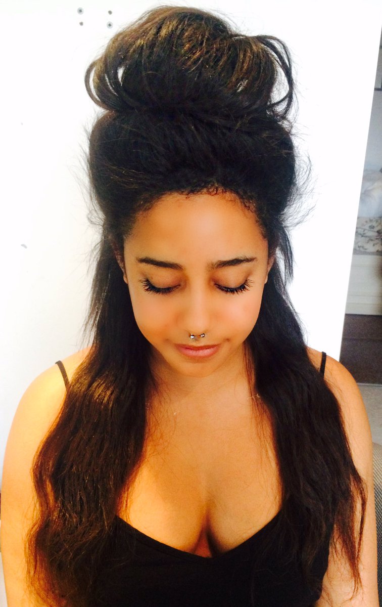 ariela_london's tweet photo. #VixenWeave #VersatileWeave #Weave #HairExtensions #LondonHairExtensions #LondonHair #LondonSalon #ArielaLondon https://t.co/8kLEfTgM7o