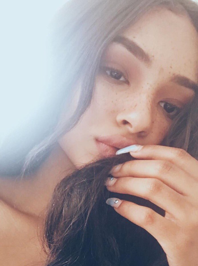 NotJarrell's tweet image. Bare faced 😅