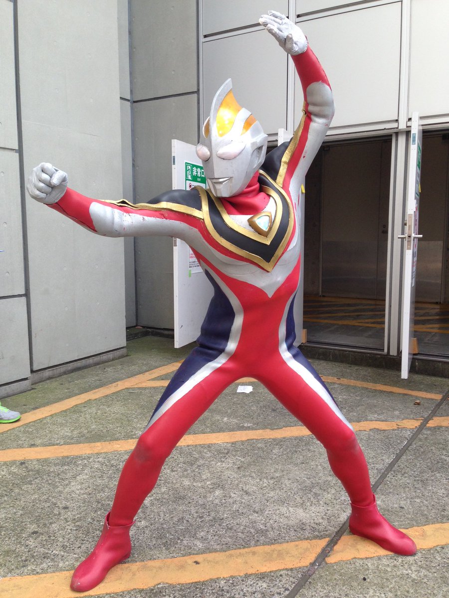 【至高形態再現ウルトラマンガイアSV 1/1 フルスーツ コスプレ 着用可能特撮 至高形態再現ウルトラマンガイアSV 1/1 フルスーツ コスプレ 着用可能