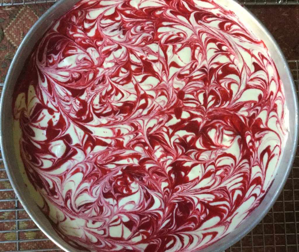 balisbestchefs's tweet photo. Mother's Raspberry Cheesecake is ready for the oven and soon on its way to you! https://t.co/Uy0ubhJufO
