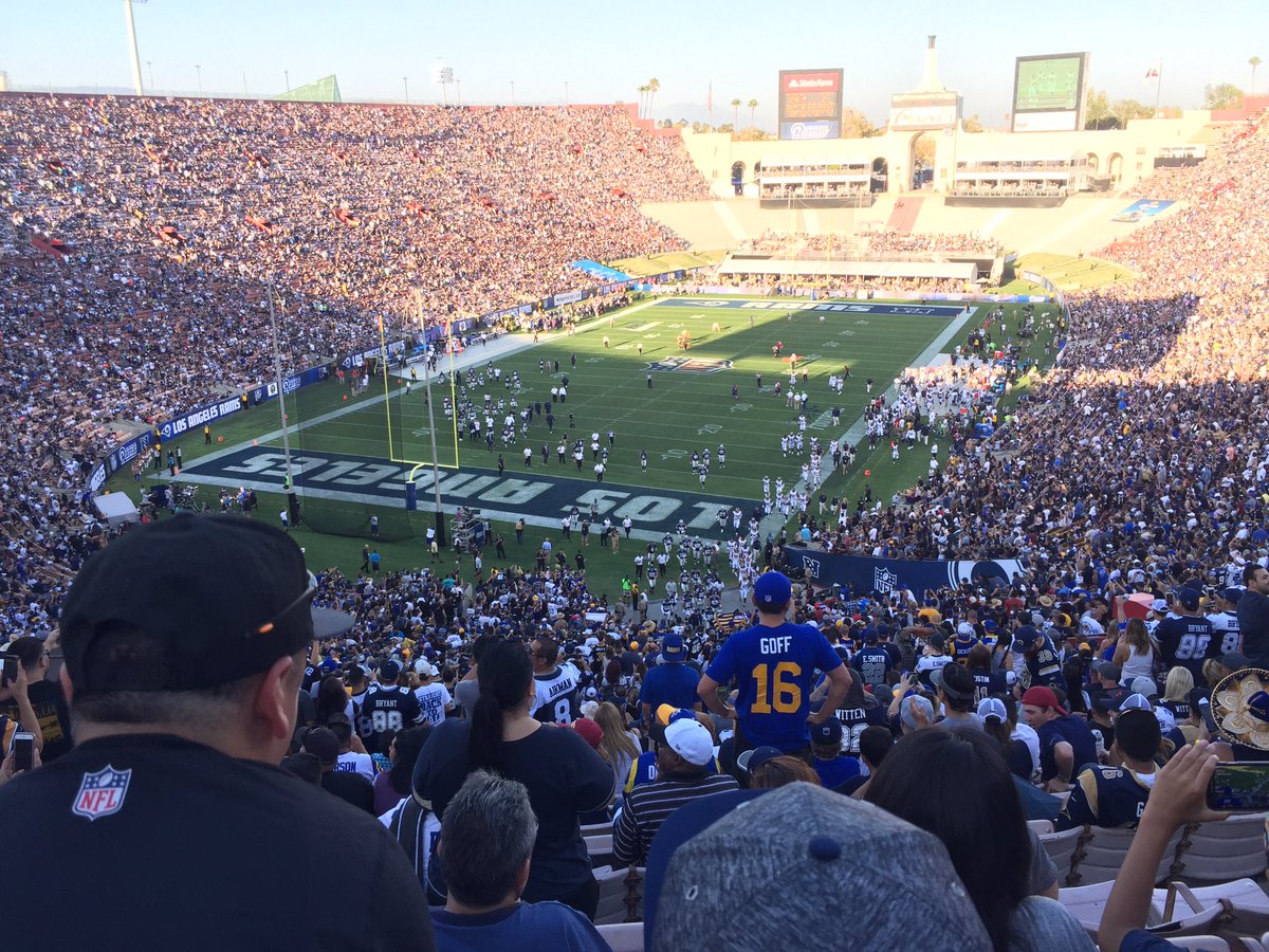 jackiemananquil's tweet photo. Part of @NFL Football 🏈 history @lacoliseum, @dallascowboys vs. @RamsNFL!  #MobSquad #DALvsLA https://t.co/VGQWH7KDGu