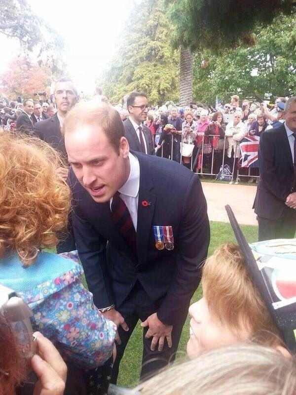 skillsmcgill's tweet photo. "For the hundredth time Hucknall, I can't get you a knighthood. Stop following me around, you little ginger freak!" https://t.co/alW1Jpoeyl