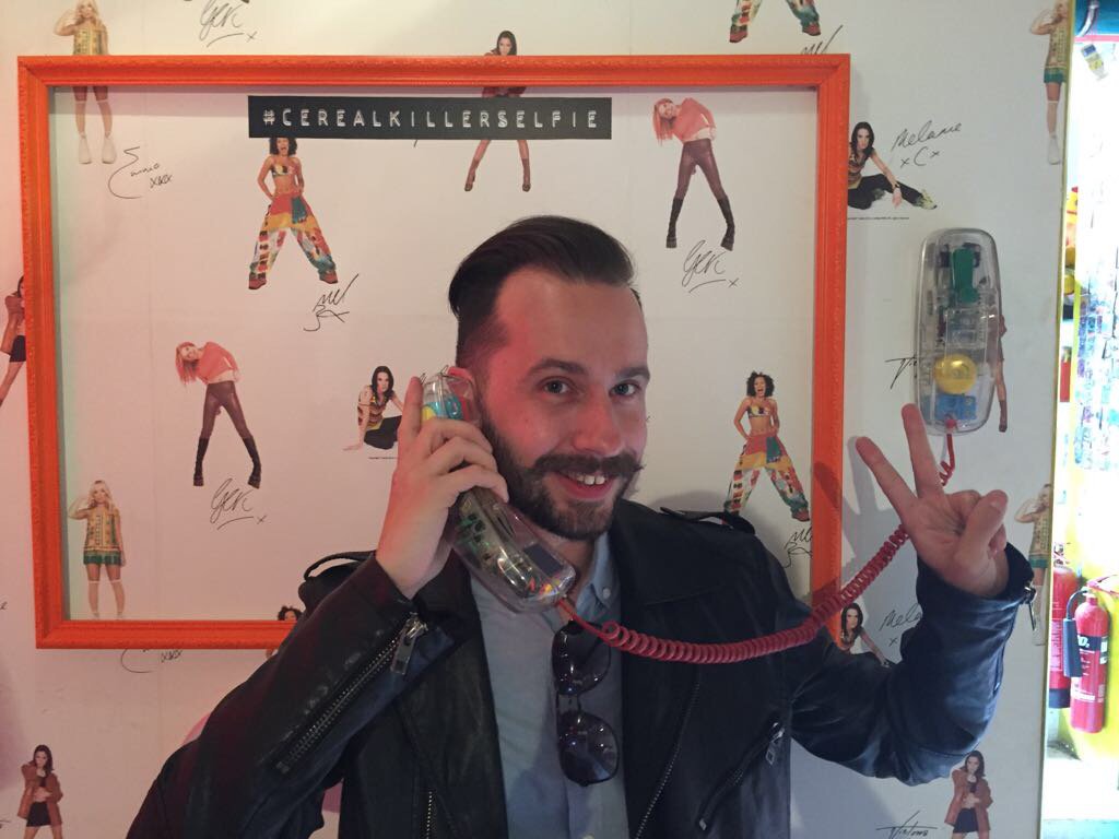 DecadentSparrow's tweet image. Sunday morning &quot;Spices crisis&quot; talks on my Girl power hotline. &quot;Vicky B, Mel C - where u at, gurls?&quot;❤️#spicegirls20