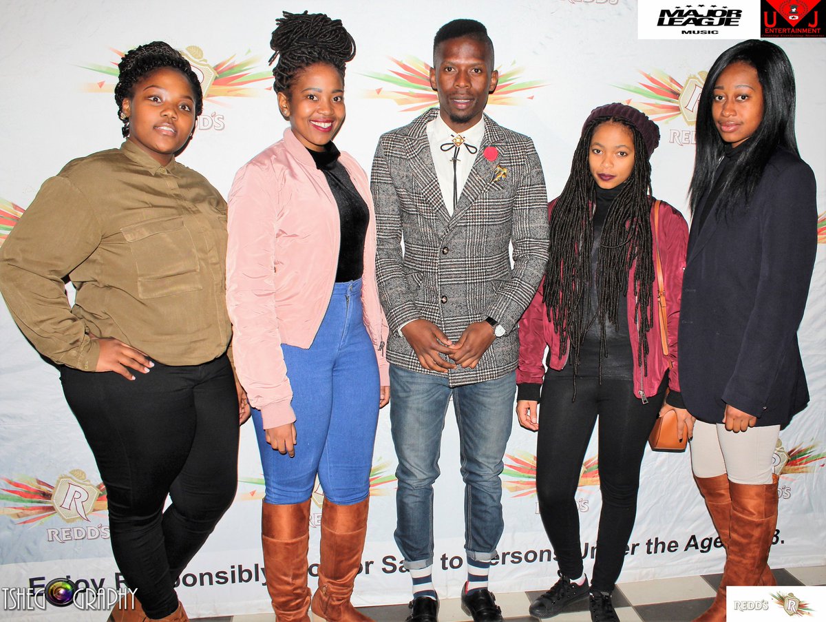 UjEntertainment's tweet photo. #BackToCampusParty x #USCA_NominationsParty 3 of the Nominees @ReddsSA more pics here https://t.co/nNiZBgEQ50 https://t.co/8698GGbhe3