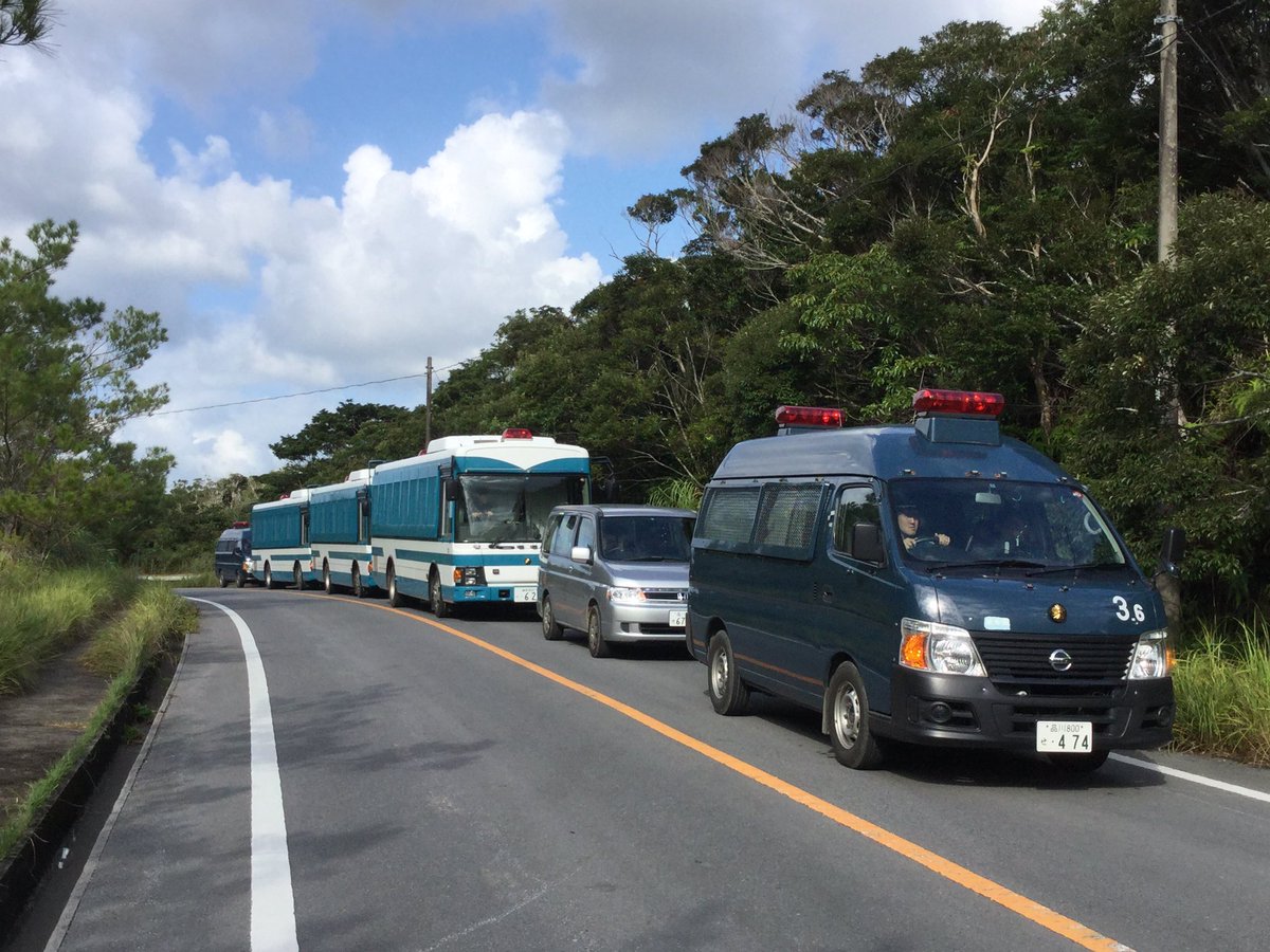 オリエント興業 高収入 No Twitter これは街宣車ぢゃありませんyo ランドクルーザーは現場指揮官車 バスは人員輸送車ですyo むしろ 右翼の街宣車とかを取り締まったりもする車ですyo 似て非なる物なんですyo チェケラ