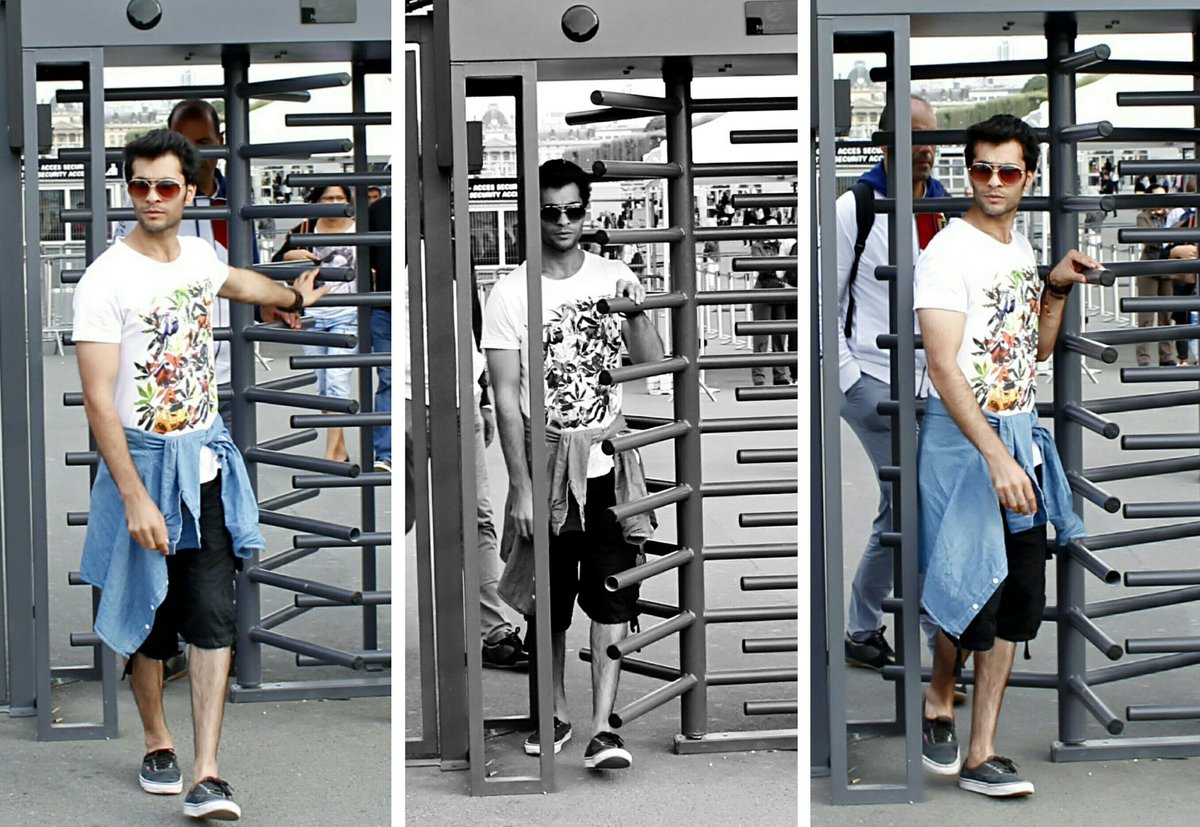 reshadnikzad55's tweet photo. Be selfish and love yourself !
Everything is better when you decide
You  D O N ' T    C A R E  ;) https://t.co/iql3qEaTQq