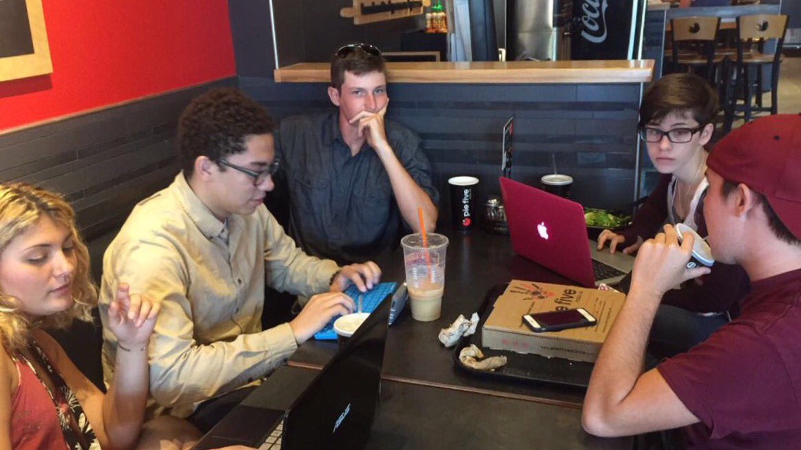 Shout out to <a href="/PieFivePizza/">Pie Five Pizza</a> for hosting a cute lil DECA date today.