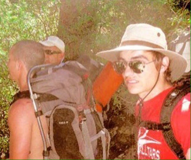 NickGroffFans's tweet image. Dave on vacation #DaveFranco