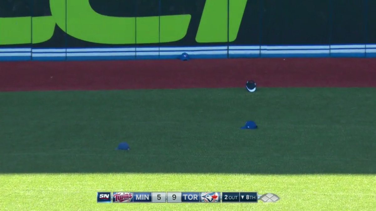 Jared_Carrabis's tweet photo. Josh Donaldson with 3 HR, and Blue Jays fans are throwing hats on the field. Toronto still figuring out baseball. https://t.co/o0GrZ3S4KW