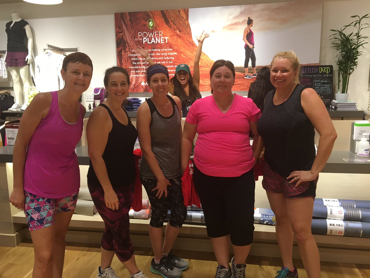 KerryMaione's tweet photo. We survived boot camp (&amp; signed up for 4 more weeks)! Thanks @AthletaBoca #PowerOfShe #AthletaContest https://t.co/FSMmY39sMN