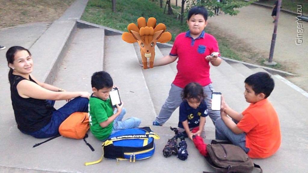 antondiaz's tweet photo. Pokemon Go happiness at Tempozan Park near the big Ferris wheel in Osaka!
#KaraksaHotels
#GoHotelsPH
#JapanAdvent… https://t.co/nMt3Sk1B4I