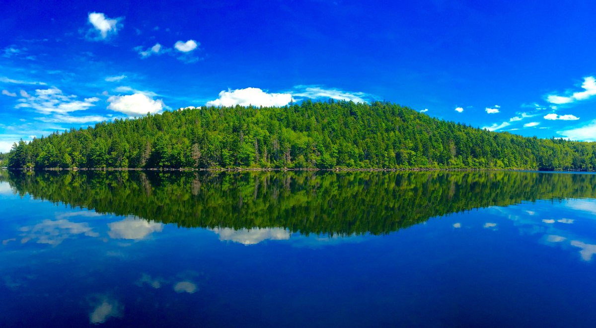 bobbymac104's tweet image. Nice day to be on a lake