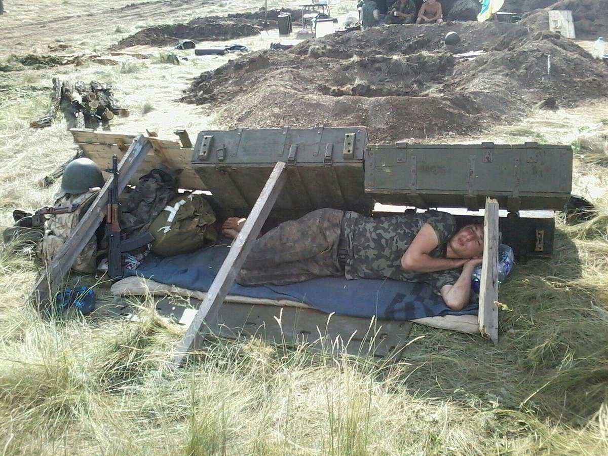 Обстановка в районе Авдеевки резко обострилась: противник использует все имеющееся вооружение, включая танки, - ГУР Минобороны - Цензор.НЕТ 8540