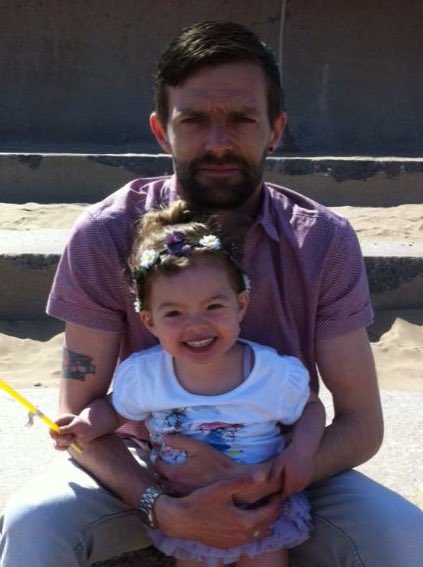 DirtyBusker's tweet photo. Who thinks my daughter should be a #model #childmodel #littleangel #evielr https://t.co/ebLFHIF0Bi