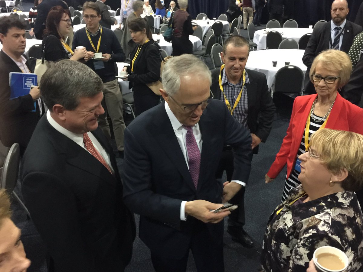TimNichollsMP's tweet photo. Welcoming @TurnbullMalcolm to #Qld with some of Kingaroy's finest produce from the @ThePeanutVan #lnpc16 #qldpol https://t.co/i66RMYQool