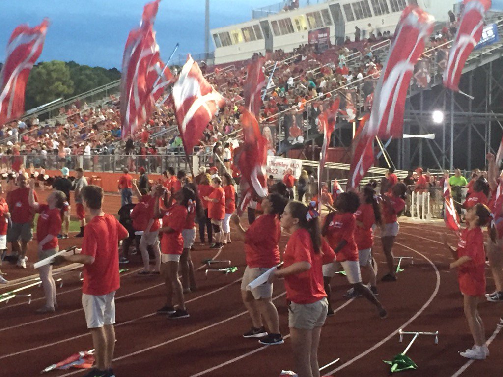 SFitz5's tweet photo. Warming up for halftime in Biloxi #shscores @sunherald https://t.co/ktRUrO89EI