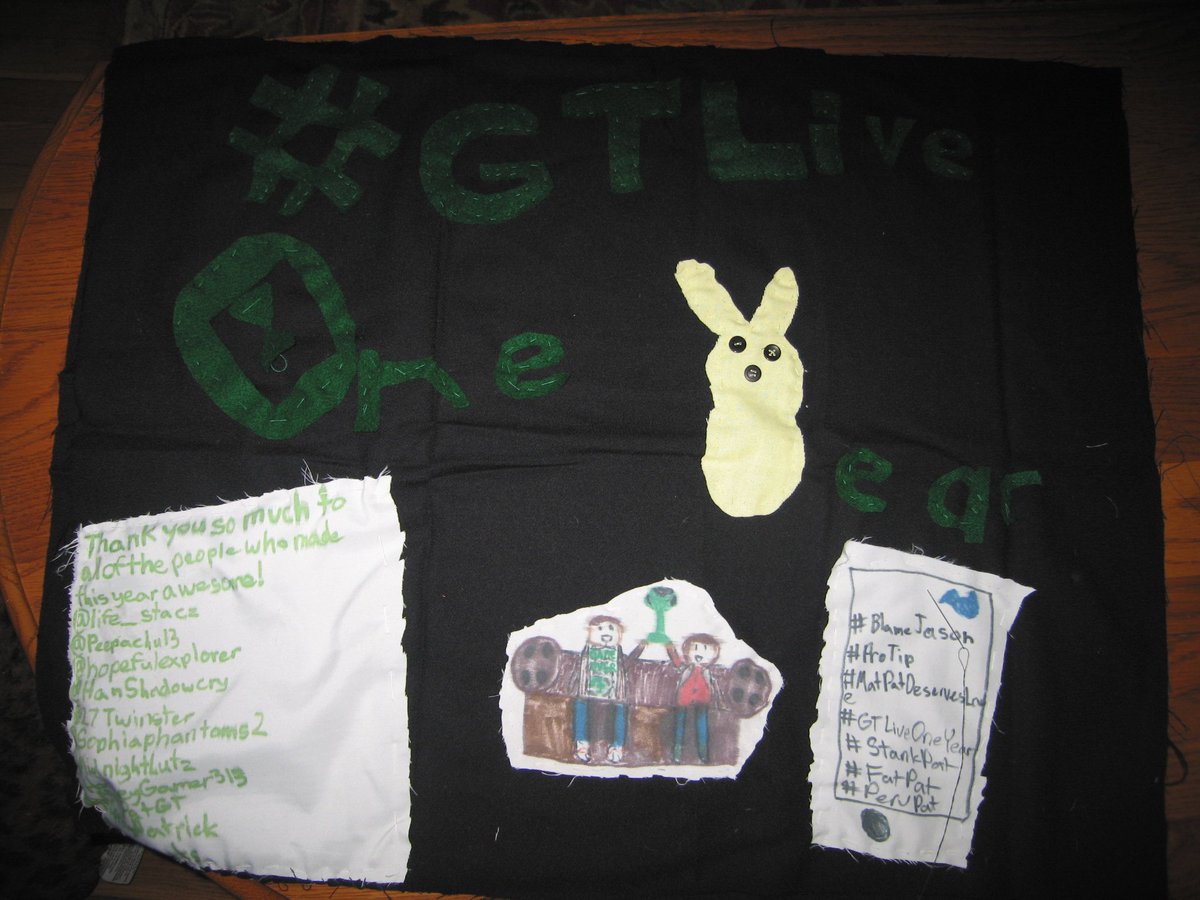 HockeyGamer313's tweet photo. @MatPatGT @CordyPatrick #GTLive Do you like the pillow I made you! I spend 10 hours today working on! #GTLiveOneYear https://t.co/QO24nrNdfB
