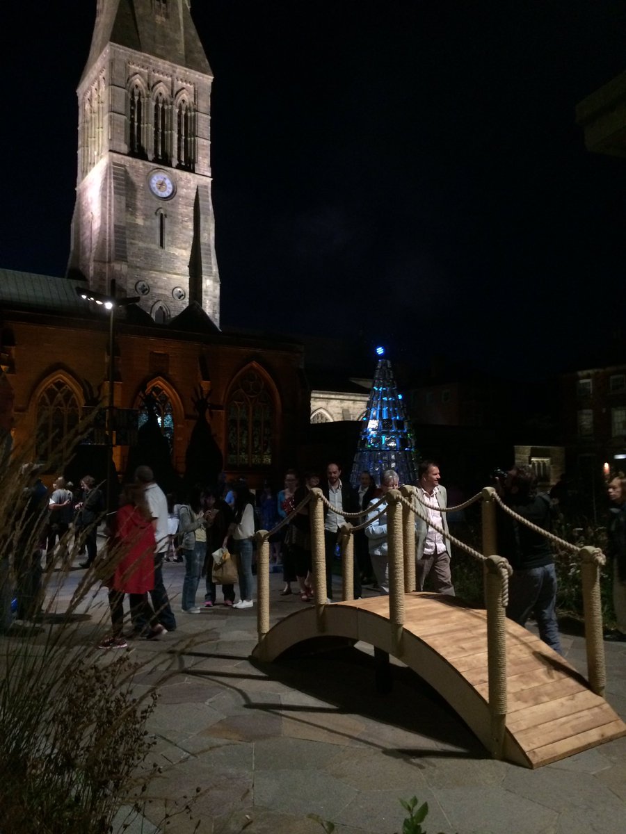 Leigh984's tweet photo. In #Leicester for @LHKeeping show tonight very interesting part of @leicesterfest https://t.co/ejbbgd1FDN