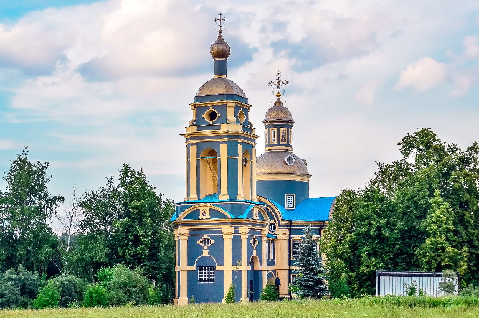 Храм святителя Николая в Троекурово