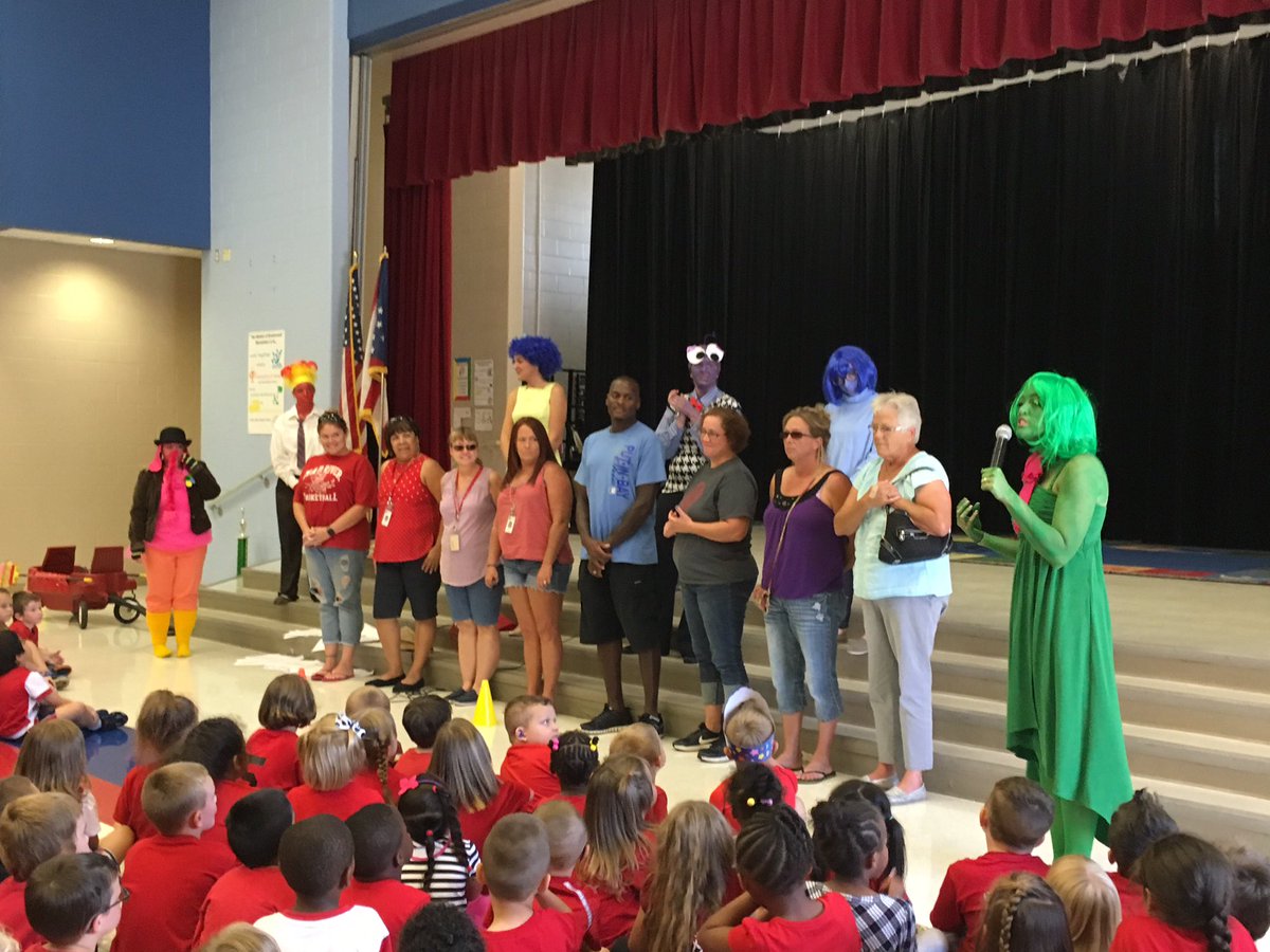 PrincipalAndrea's tweet photo. Brantwood bus drivers being honored by the "inside out" characters for keeping our kids safe. https://t.co/bWB8GFQIGl