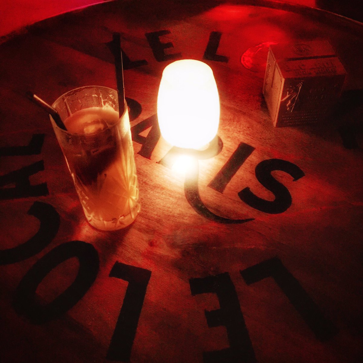 amokaybae's tweet photo. Now. 🕚🌙🍹
#afterstudio #concert #jazz #paris #friends #goodvibes #lebeverly #summervibes #peaceful #glitchezzz https://t.co/gUkiuUltcw