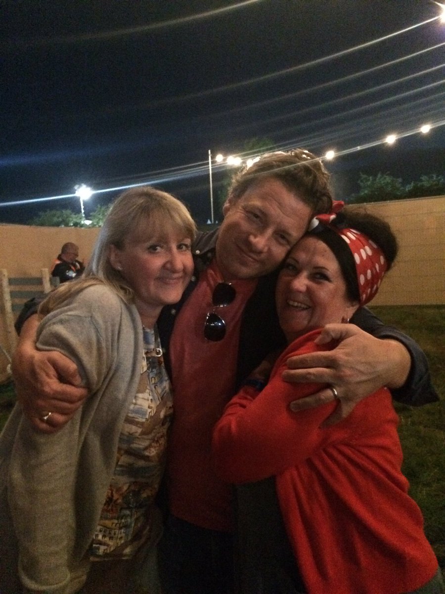 LoulouWebb's tweet image. @jamieoliver @thebigfeastival Such a perfect day - fun for all