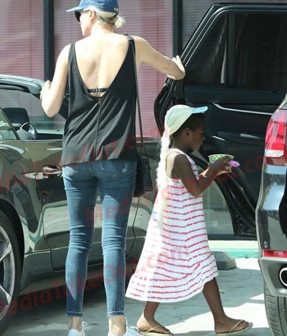 BrynneCraig's tweet image. SMDH - people should not give @CharlizeAfrica shit for letting her son wear what he wants to  #genderisnotbinary