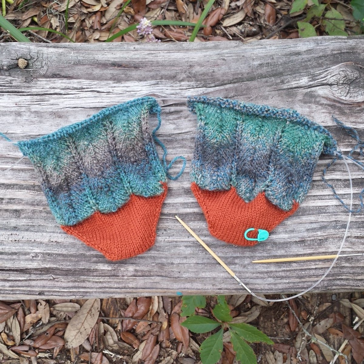 fromageisgood's tweet image. Progress. I think they're knitting up too large. He says they're ok. #knitting #socks #magicloop #twoatonce #toeup