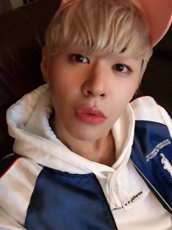 KpopsNoona's tweet photo. #ImfactStanSelcaDay #IFSelcaDay
Him: I miss you
Me: not as much as I do, I want to see you
Him: I know babe soon https://t.co/UTqdxYqt4A