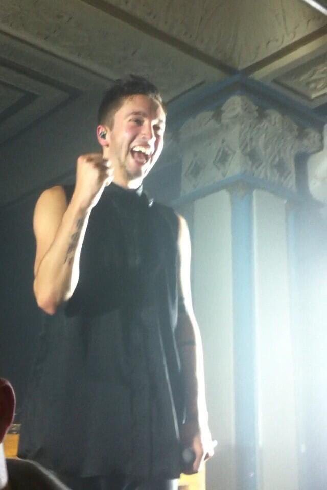 YOUFORlA's tweet photo. THIS IS HOW TYLER SHOULD ALWAYS LOOK AT SHOWS RT IF YOU AGREE https://t.co/Tiyaeex0w5