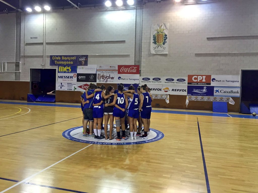 CBT_Tarragona's tweet photo. El JF guanya al serrallo 77-46, al @SQBCLUB  en el primer partit de fases. Demà seguim a Manresa. Som-hi noies!! https://t.co/HapEagFeZh