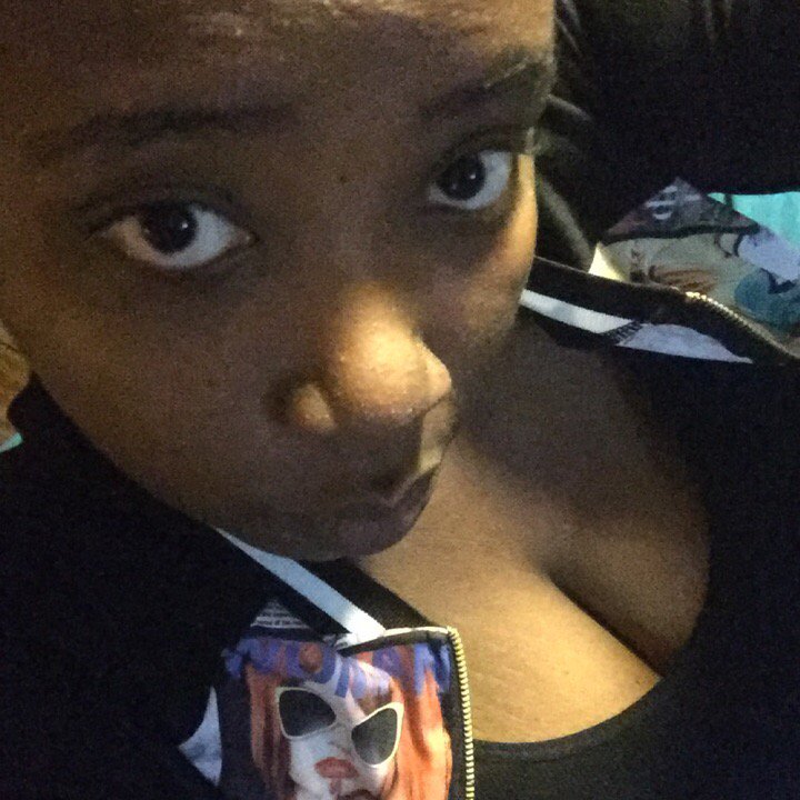 DreamVisionsKay's tweet photo. Nothing but good vibes here #liveme 🤔Perfect🤔 What does that really mean? KayKakes #onairnow https://t.co/RIpBRuotu4 https://t.co/rO3u4pSbMC