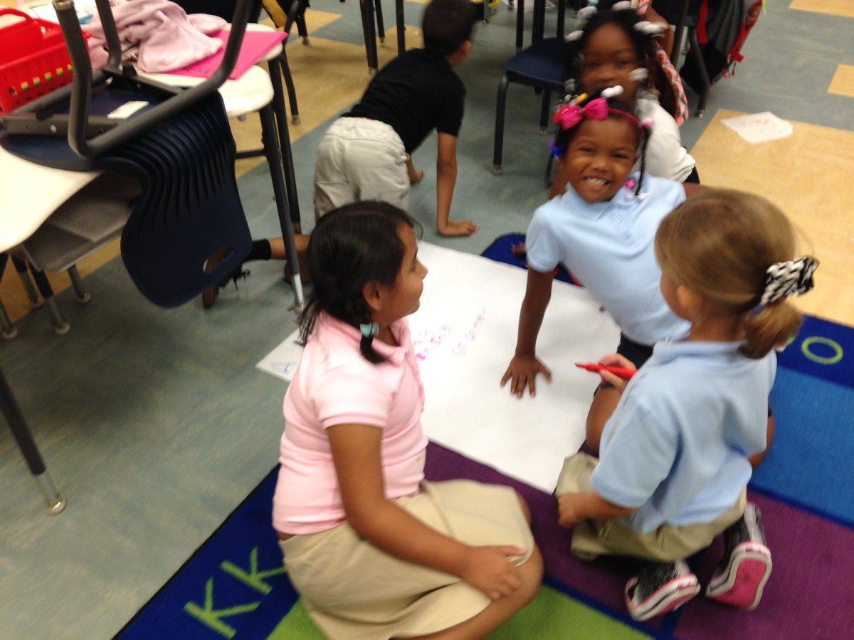 Mscraner's tweet photo. Working together #vbevibe https://t.co/UsHfVHF2em