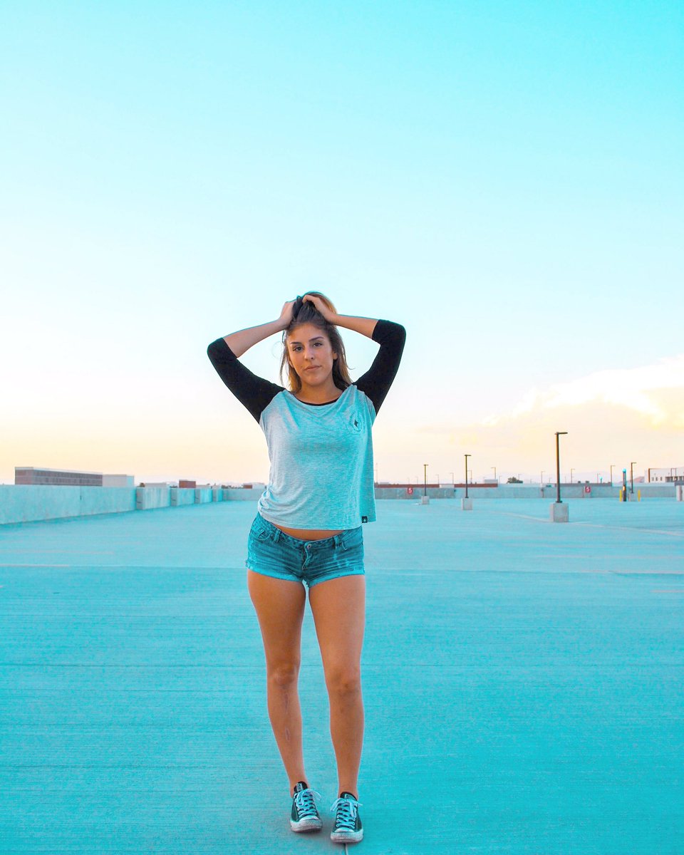 BuzztreeClothCo's tweet image. Good Vibes Only while wearing Buzztree! Checkout all the clothes &amp;amp; hats we have to offer at BuzztreeClothing.com