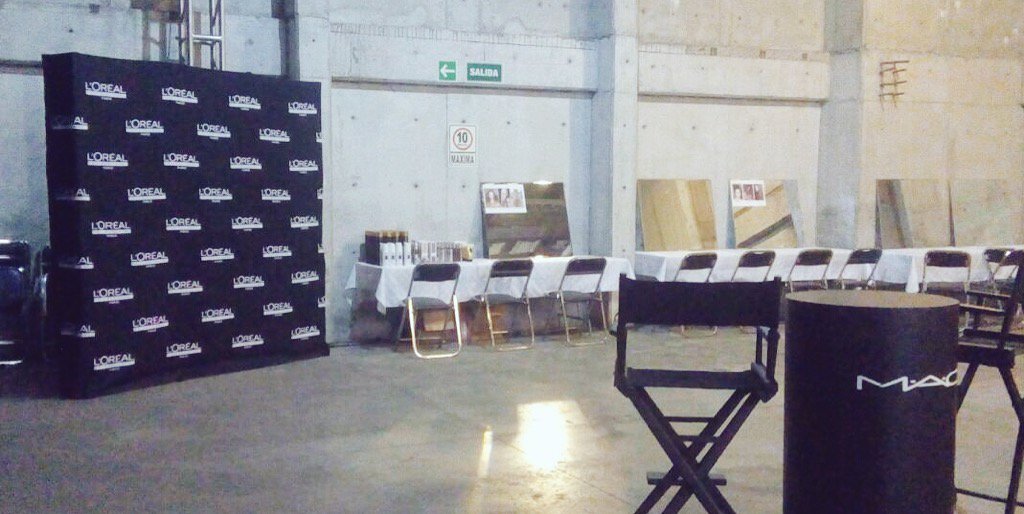 LOrealProMx's tweet photo. ¡Listos para preparar los looks en el #NookPachuca ! #lorealpro #NookMx https://t.co/emmZpmIef3