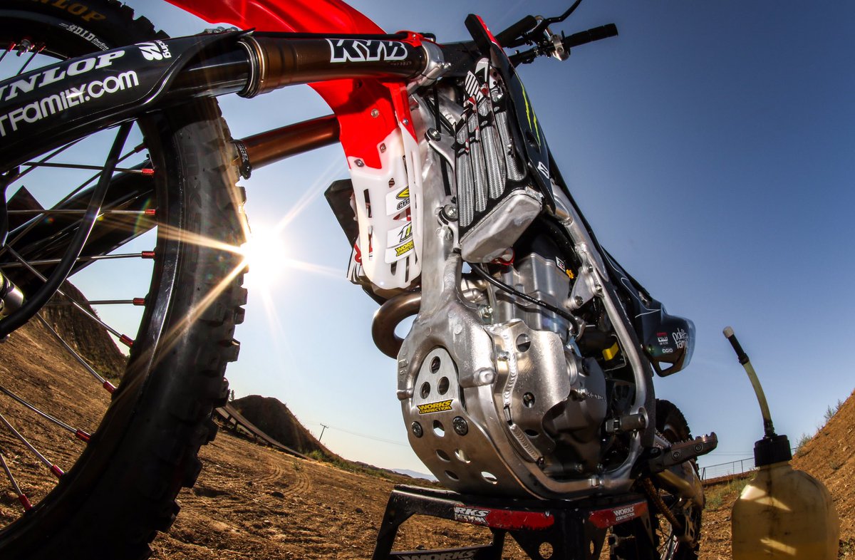 I love days like this. 
#dirtbikesarefun #DeftFam #friday 
<a href="/defyfocus87/">Casey Schneider</a> PC 
<a href="/MonsterEnergy/">Monster Energy</a> <a href="/dcshoes/">DC Shoes</a> <a href="/Deft_family/">Deft Family</a>